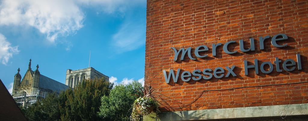 Mercure Winchester Wessex Hotel Екстер'єр фото